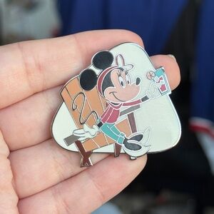 Disney Parks EPCOT Food & Wine Festival 2022 Minnie Mouse Drink Mystery Pin